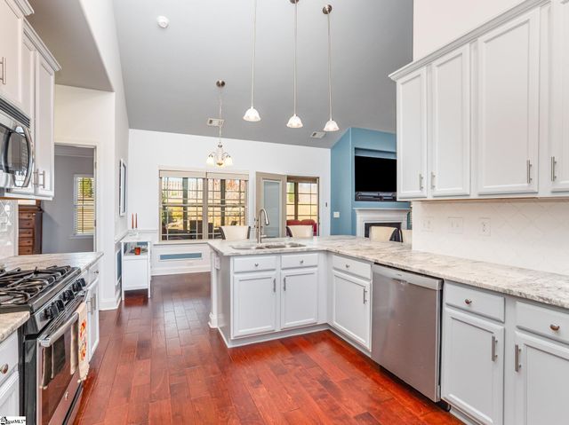 14 Sampit Drive, Simpsonville, SC 29681