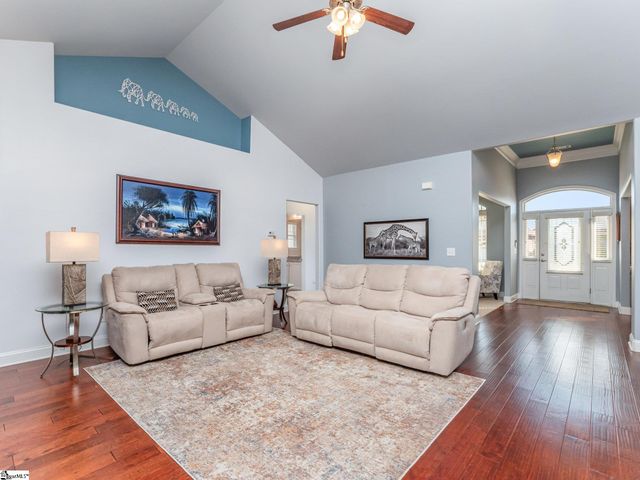 14 Sampit Drive, Simpsonville, SC 29681