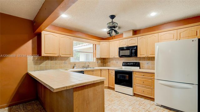 10710 SW 32nd Street, Miami, FL 33165