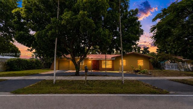 10710 SW 32nd Street, Miami, FL 33165
