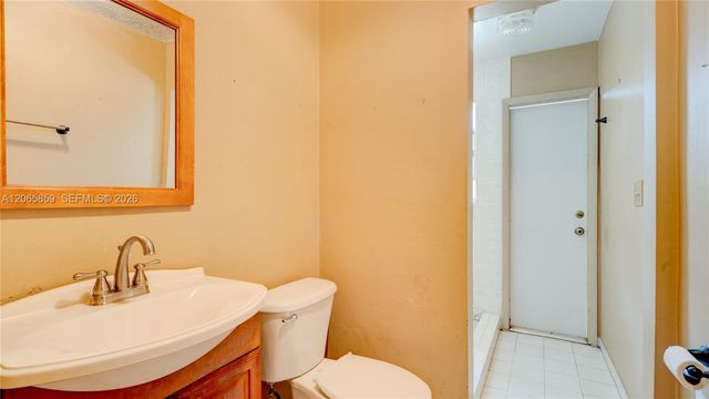 10710 SW 32nd Street, Miami, FL 33165