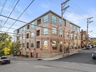 622 Gross St 305, Bloomfield, PA 15224