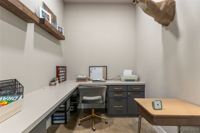 8562 Adams Creek Road, Beggs, OK 74421