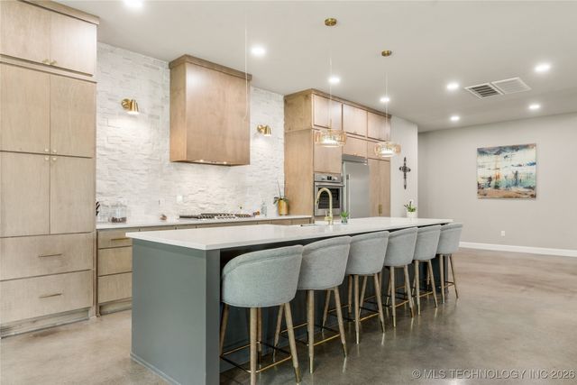 8562 Adams Creek Road, Beggs, OK 74421