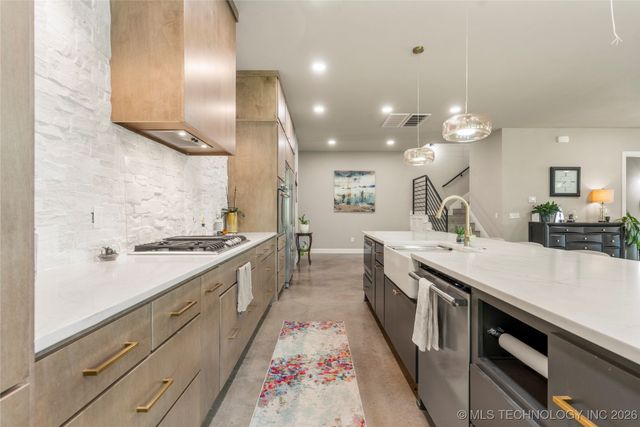 8562 Adams Creek Road, Beggs, OK 74421