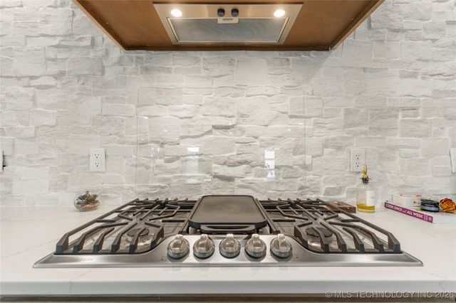 8562 Adams Creek Road, Beggs, OK 74421