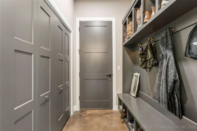 8562 Adams Creek Road, Beggs, OK 74421