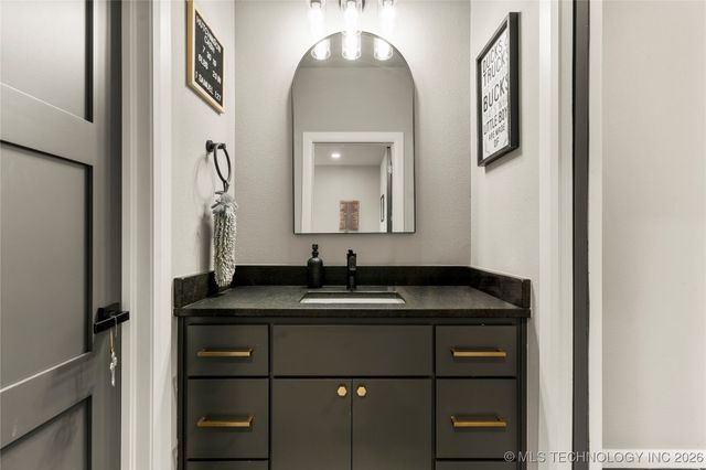 8562 Adams Creek Road, Beggs, OK 74421