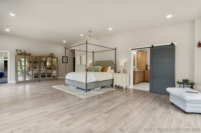 8562 Adams Creek Road, Beggs, OK 74421