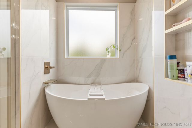 8562 Adams Creek Road, Beggs, OK 74421