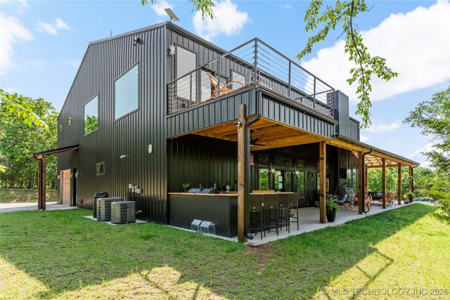 8562 Adams Creek Road, Beggs, OK 74421