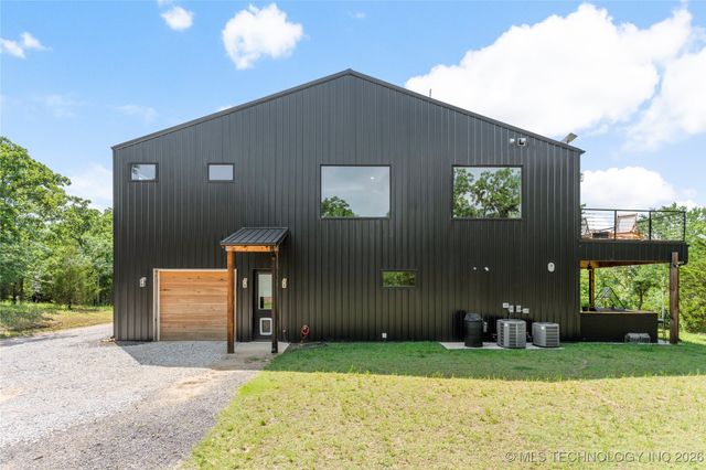 8562 Adams Creek Road, Beggs, OK 74421