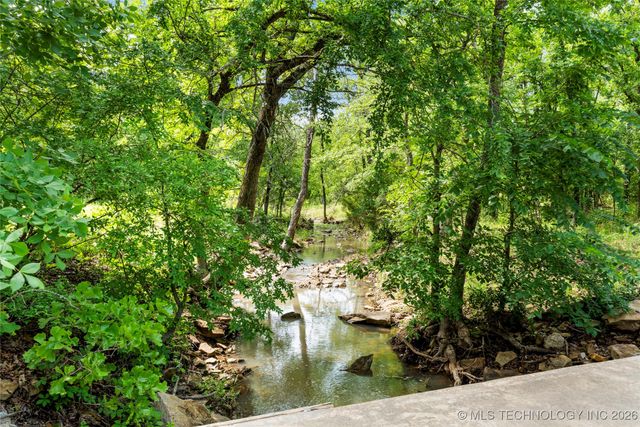 8562 Adams Creek Road, Beggs, OK 74421