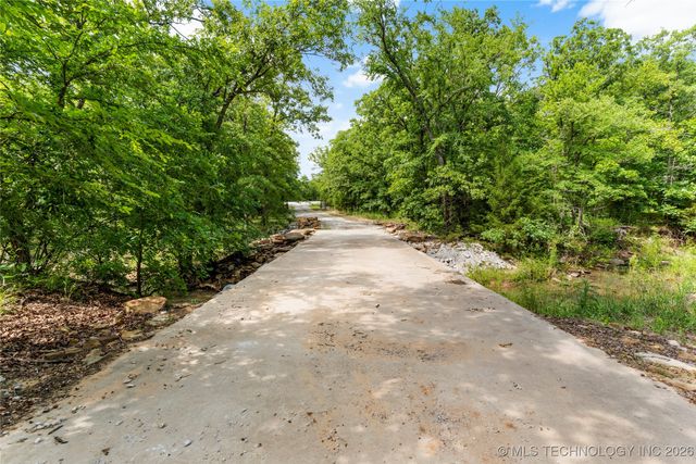 8562 Adams Creek Road, Beggs, OK 74421
