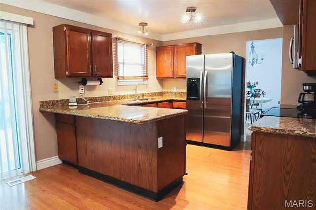 1118 Riverwood Place Drive, St Louis, MO 63031