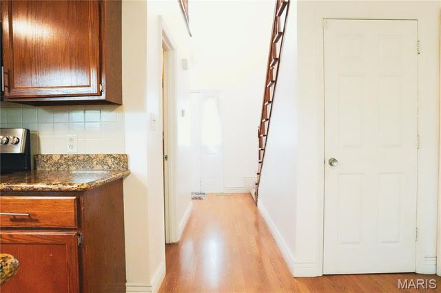 1118 Riverwood Place Drive, St Louis, MO 63031