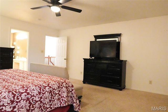 1118 Riverwood Place Drive, St Louis, MO 63031