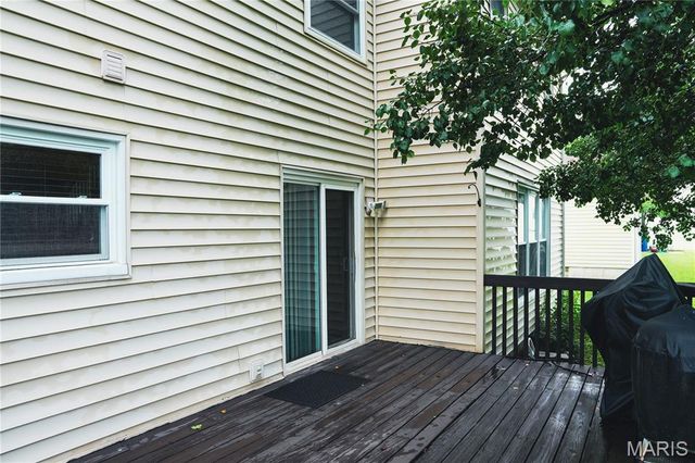 1118 Riverwood Place Drive, St Louis, MO 63031