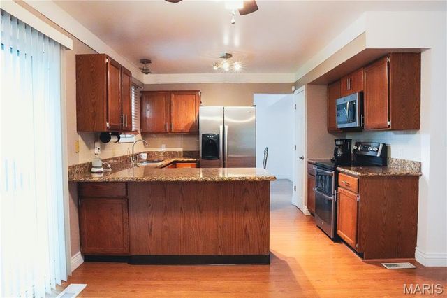 1118 Riverwood Place Drive, St Louis, MO 63031