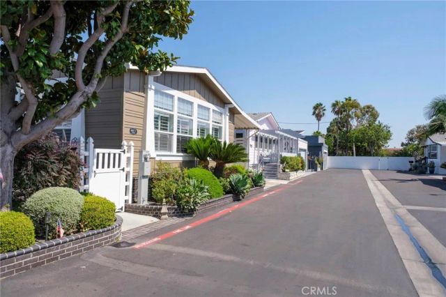 4411 Waimea, Huntington Beach, CA 92649