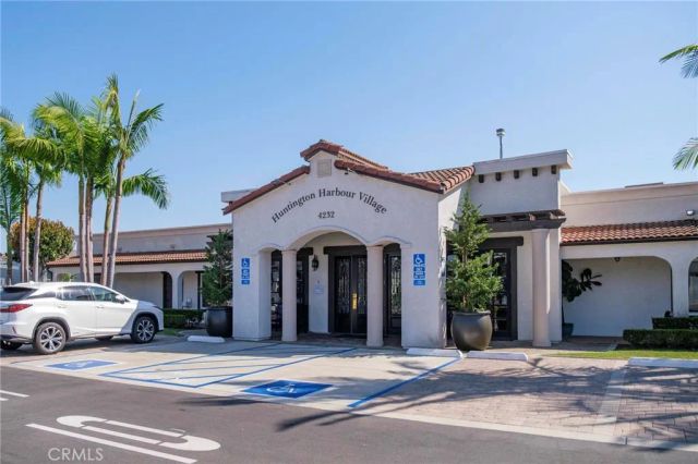 4411 Waimea, Huntington Beach, CA 92649