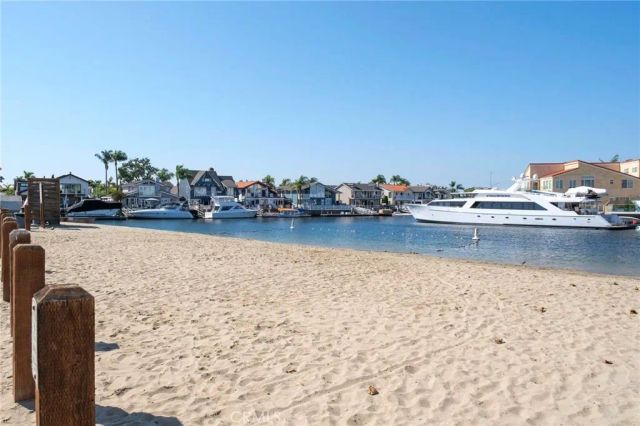 4411 Waimea, Huntington Beach, CA 92649