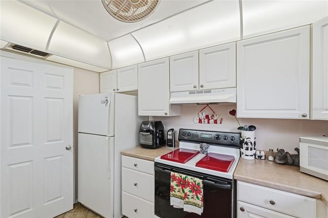 1851 BOUGH AVENUE A, Clearwater, FL 33760