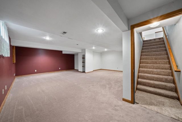 519 Danielson DRIVE, Darien, WI 53114
