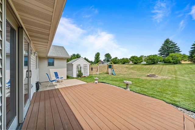 519 Danielson DRIVE, Darien, WI 53114