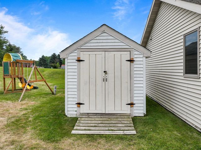 519 Danielson DRIVE, Darien, WI 53114