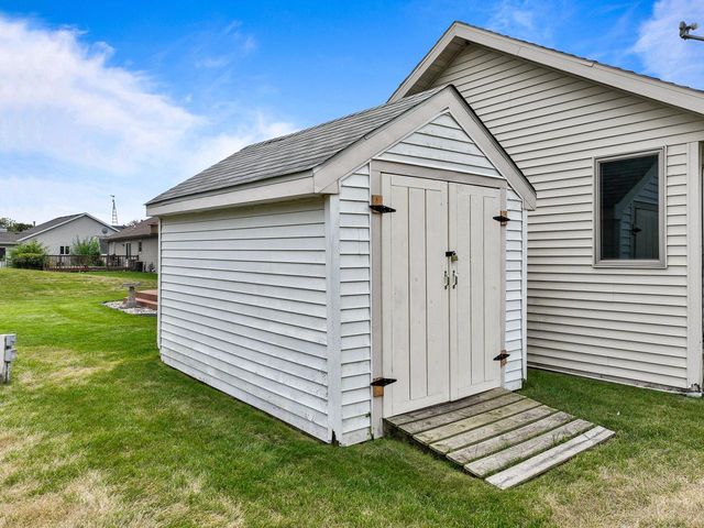 519 Danielson DRIVE, Darien, WI 53114