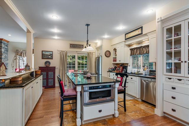 577 Elmore mountain Road, Stowe, VT 05672
