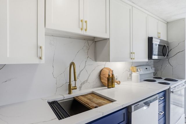 5 Wampus Ave 7, Acton, MA 01720