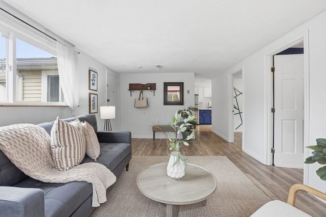 5 Wampus Ave 7, Acton, MA 01720