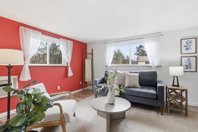 5 Wampus Ave 7, Acton, MA 01720