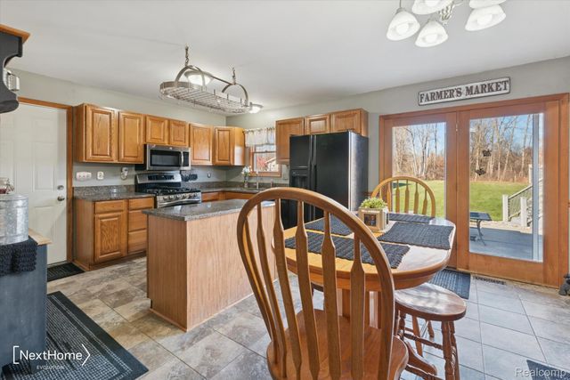 7010 Oakville Waltz Road, Sumpter Township, MI 48117