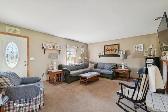 7010 Oakville Waltz Road, Sumpter Township, MI 48117