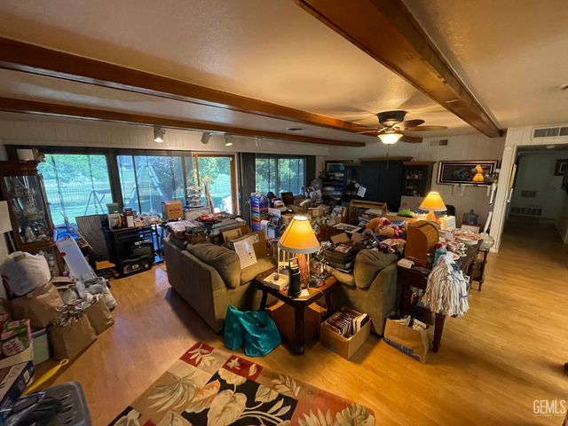 6212 Bel Aire Way, Bakersfield, CA 93309