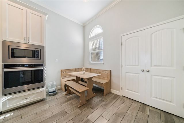 354 Oakdale Dr, Corpus Christi, TX 78418