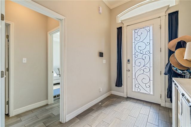 354 Oakdale Dr, Corpus Christi, TX 78418