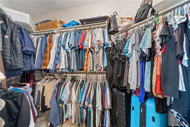 354 Oakdale Dr, Corpus Christi, TX 78418