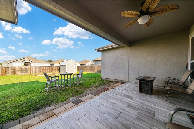 354 Oakdale Dr, Corpus Christi, TX 78418