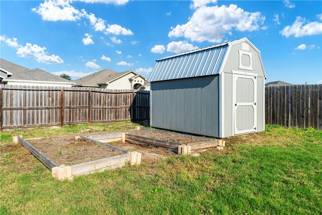 354 Oakdale Dr, Corpus Christi, TX 78418