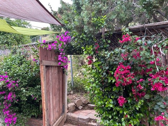 27135 Cabrera, Saugus, CA 91350