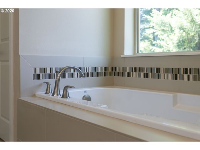 4007 Ne TACOMA Ct, Camas, WA 98607