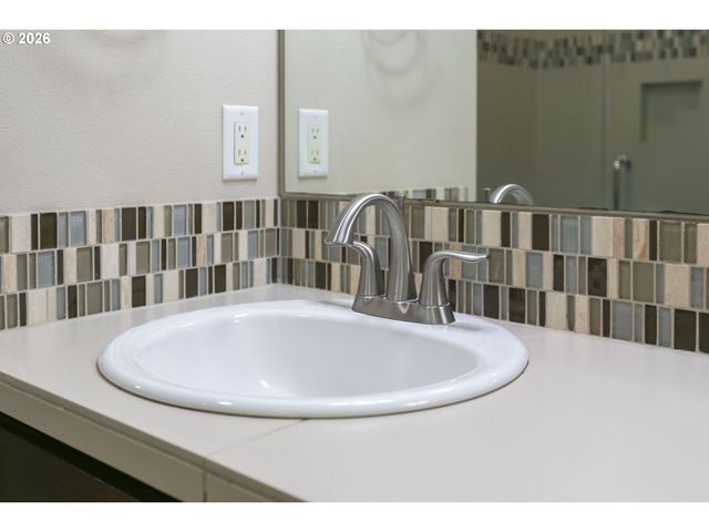 4007 Ne TACOMA Ct, Camas, WA 98607