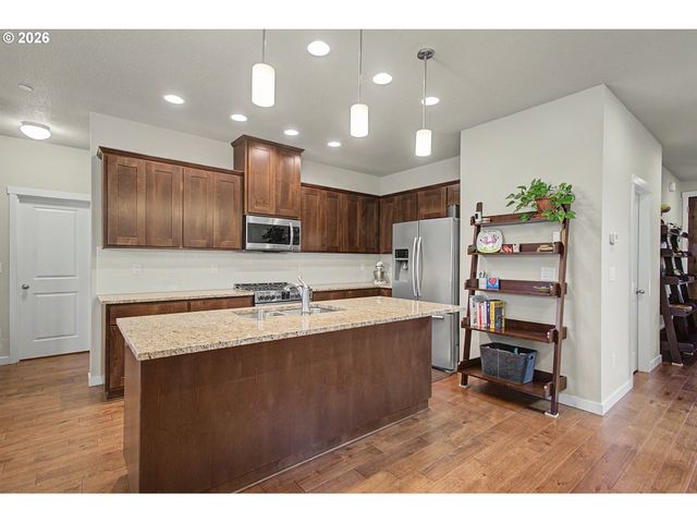 4007 Ne TACOMA Ct, Camas, WA 98607