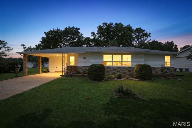109 S Madison Street, Desloge, MO 63601