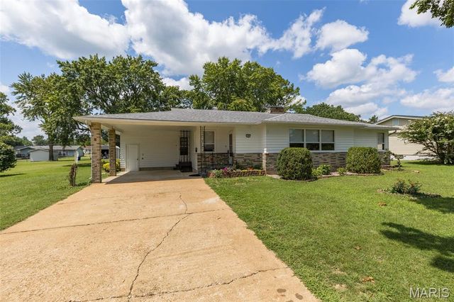 109 S Madison Street, Desloge, MO 63601