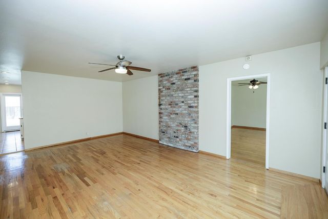 13249 Lake Rd, Hickman, CA 95323